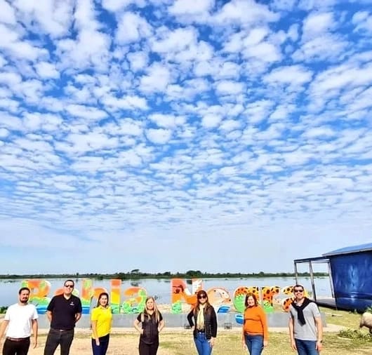 Taller participativo para la creación de la "Marca de destino turístico" en la ciudad de Bahía Negra. Foto: Senatur.