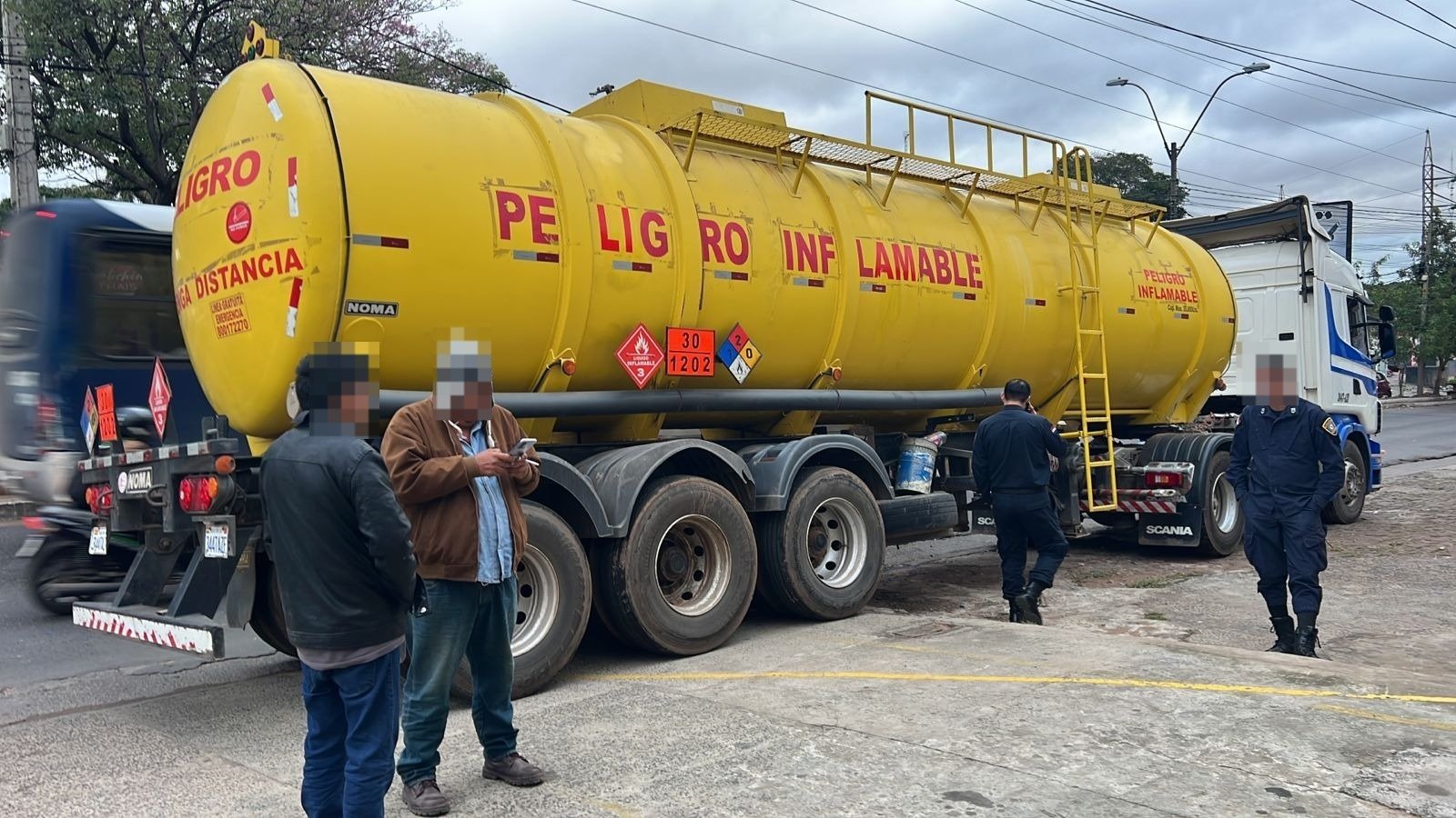 Camión cisterna recuperado. Foto: Policía Nacional.