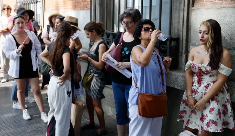 Córdoba, Granada, Jaén y Navarra tendrán avisos naranjas por riesgo importante, mientras que en otras 15 provincias la alerta será amarilla. Foto: Infobae.