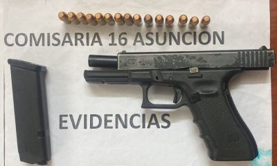 Arma y cargador incautados. Foto: Policía Nacional.