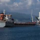 El buque Polarnet, con grano ucraniano, en el puerto de Derince, Turquía. Foto: DW.