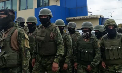 Unos 4.000 oficiales llevaron a cabo la operación en el centro penitenciario. Foto: DW.