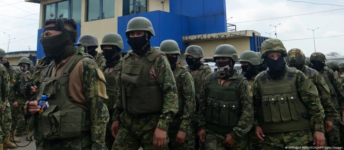 Unos 4.000 oficiales llevaron a cabo la operación en el centro penitenciario. Foto: DW.