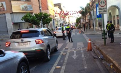 Calles congestionadas en adyacencias del Palacio de López. Foto: Tránsito Asunción.