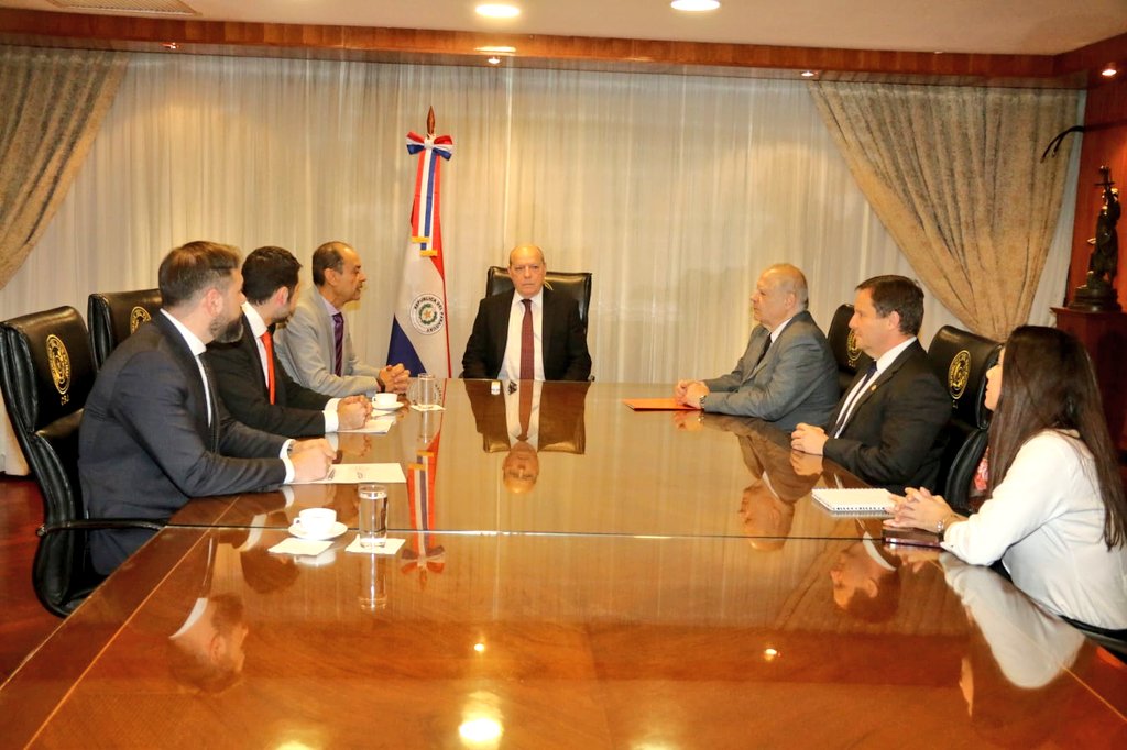 Reunión de autpridades nacionales. Foto: Gentileza.