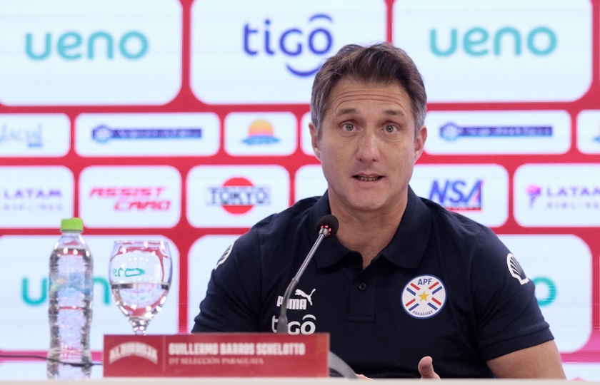 Guillermo Barros Schelotto, director técnico de la selección paraguaya. Foto: @Albirroja.