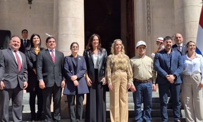 Autoridades nacionales participaron del lanzamiento de "Palma Brilla" frente al Panteón de los Héroes. Foto: MOPC.