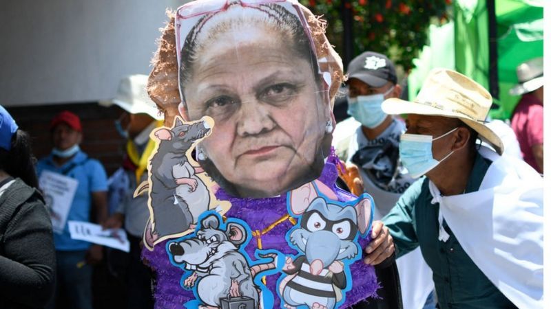 Protestas contra Consuelo Porras. Foto: BBC.