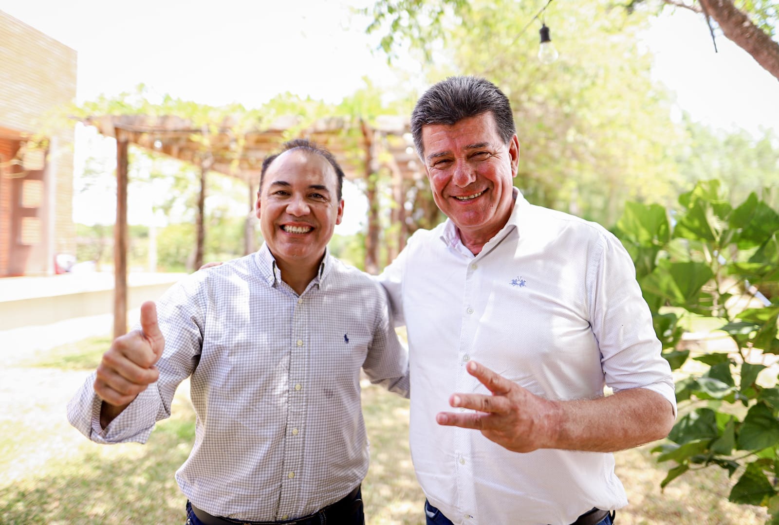 Hugo Fleitas y Efraín Alegre. Foto: Gentileza.