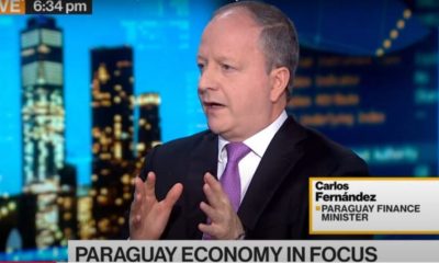 El ministro de Economía, Carlos Fernández, dijo durante una entrevista con Bloomberg. Foto: Captura