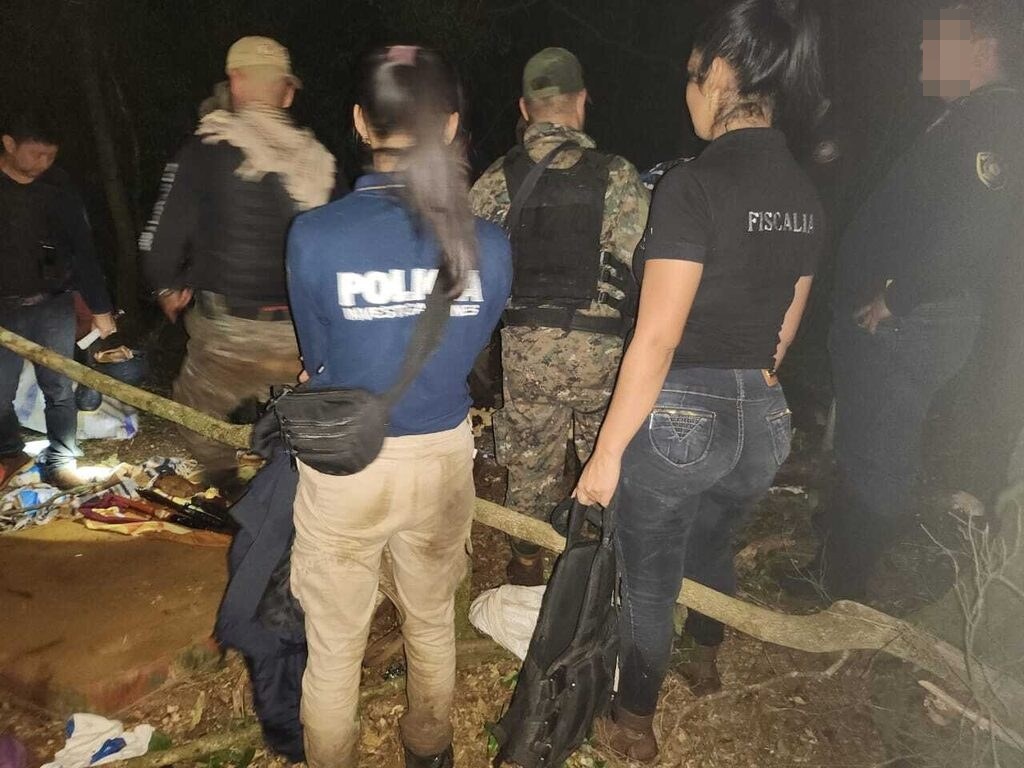 Allanamiento, persecución y detención en Tava'i. Foto: Policía Nacional.