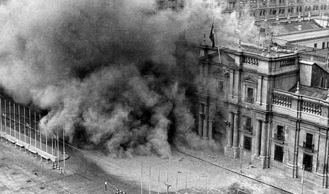 El Palacio de La Moneda, 11 de septiembre de 1973. Archivo