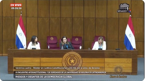 Simposio organizado por el Colegio de Abogados del Paraguay en la sala bicameral del Congreso Nacional. Foto: Captura.