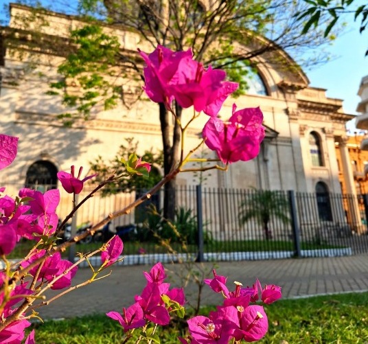 Asunción en un día soleado. Foto: Jorge Lombardo.