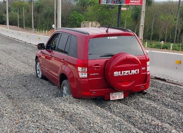 Conductor ahora se expone a multas por uso indebido de la pista de emergencia. Foto: Gentileza.