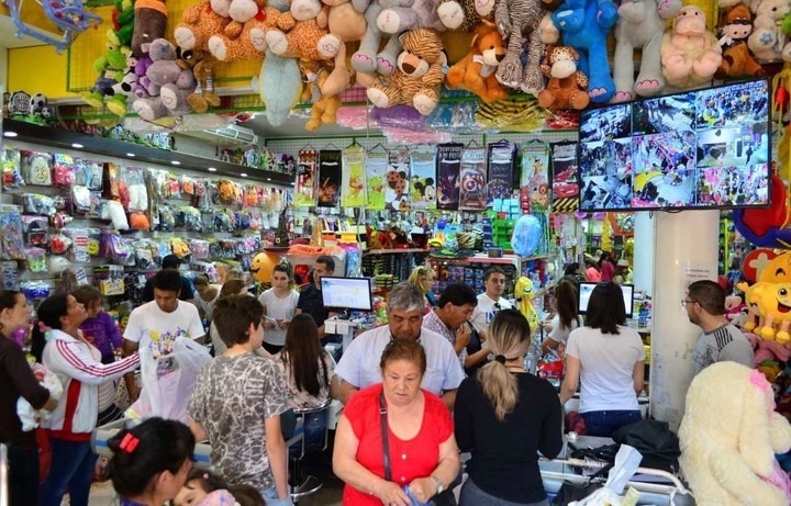 Centro de compras. Foto referencial.