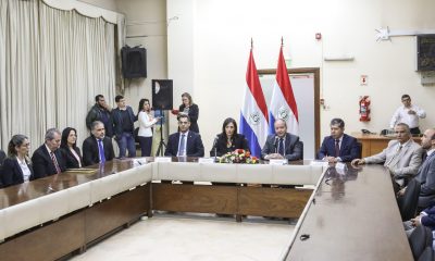 Autoridades anunciaron las medidas para pagar deudas. Foto: MOPC.