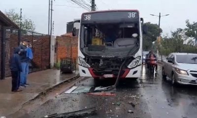 Dos menores de edad que resultaron heridos debido al percance. Foto: Radio 1000