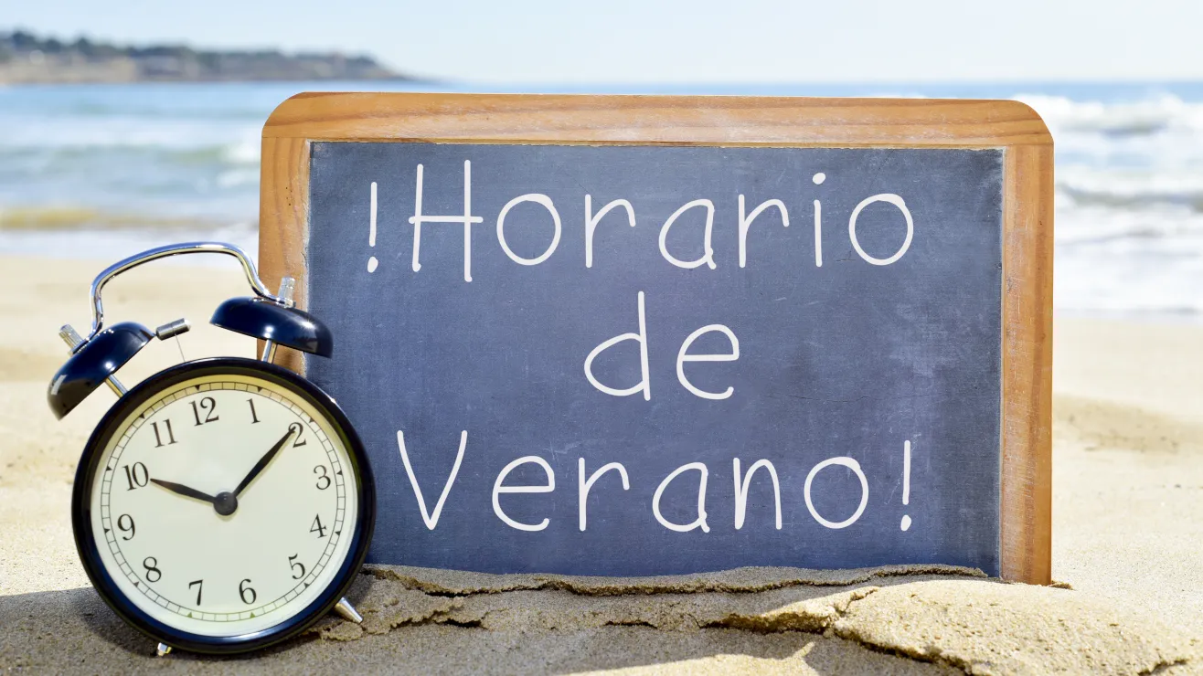 Que hora es en horario de verano sale