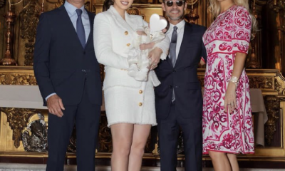 Carlos Slim, Nadia Ferreira, su pequeño hijo, Marc Anthony y María Elena Torruco.
