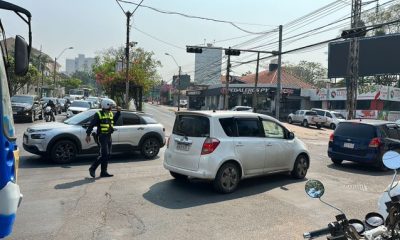 PMT dirige el tránsito en Asunción. Foto: Municipalidad de Asunción.