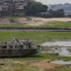 Las embarcaciones han quedado varadas en el puerto de Manaos. La grave sequía en la cuenca del Amazonas, afecta a 55 de los 62 municipios del estado Amazonas, en Brasil. Foto: DW.