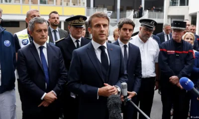 Macron en Arras, tras el ataque contra un profesor de liceo. Foto: DW.