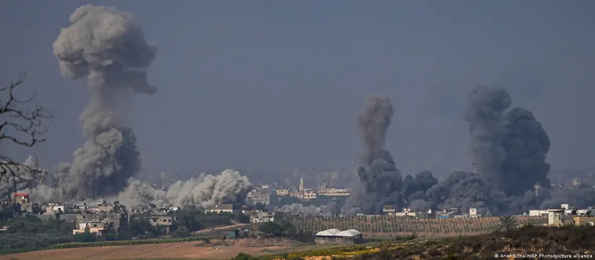 Ataques israelíes contra objetivos en la Franja de Gaza. Foto: DW.