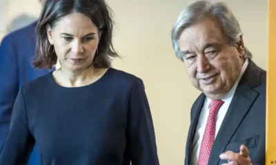 La ministra de Exteriores alemana, Annalena Baerbock, ayer junto a António Guterres. Foto: DW.