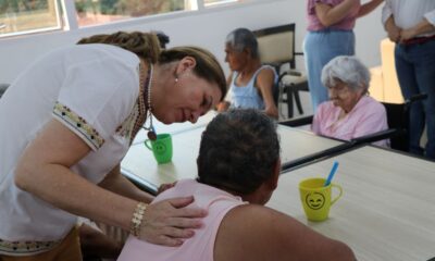 Los adultos mayores están resguardados en el Complejo Santo Domingo. Foto: Ministerio de Salud.