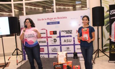 María Fernanda Núñez, de la firma Cyclesport brindando detalles sobre otra edición del "Día de la Mujer en Bicicleta". Foto: Gentileza.