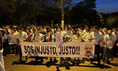 Protesta contra desvinculaciones de Itaipú. Foto: Gentileza.