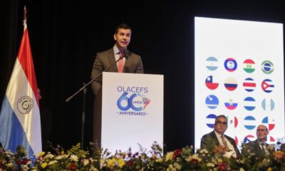 Presidente Santiago Peña en el Banco Central del Paraguay. Foto: Gentileza.