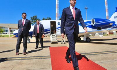 Santiago Peña y sus viajes. Foto: Presidencia.