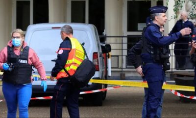 La policía francesa en las inmediaciones del instituto Lycee Gambetta-Carnot en Arras, al norte de Francia tras el ataque con arma blanca, el 13 de octubre de 2023. Foto: DW: