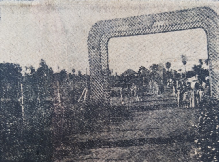 Monumental acceso a la chacra escolar del Orfanatorio Nacional. El Diario, 12 de agosto de 1931