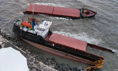 Un buque de carga quedó a la deriva debido a la tormenta. Foto: DW.