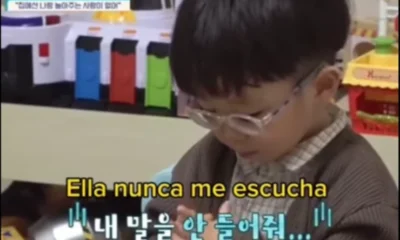 El nene coreano del video viral. Foto captura de pantalla.