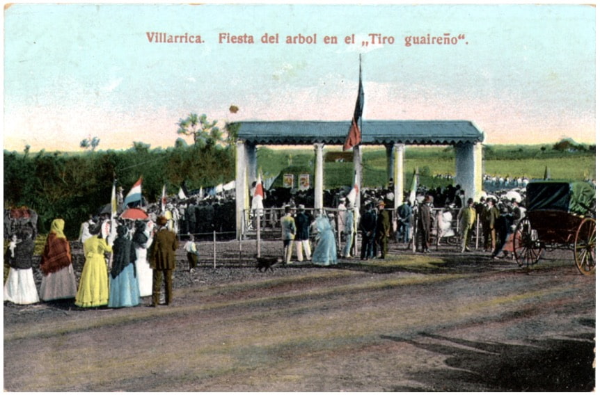 Fiesta del árbol en Villarrica. Postal de época. Cortesía