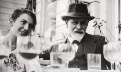 Sigmund Freud y su hija Anna, en uno de sus tantos viajes. Cortesía