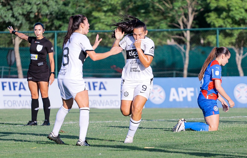 Foto: @APFfutbolFEM.