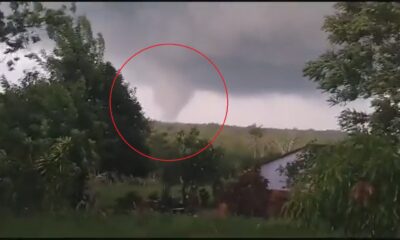 Debido a las limitaciones no solamente en cuanto a equipamiento sino también a recursos humanos, Mingo aclaró que solo pudieron confirmar el paso del tornado en Santaní. Foto: Captura.