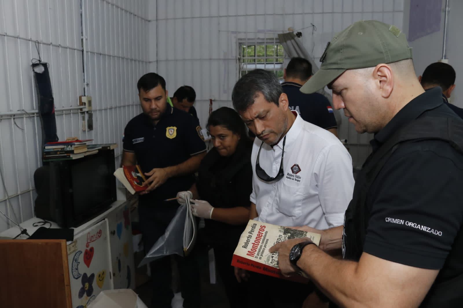 Autoridades durante la intervención. Foto: Ministerio Público.