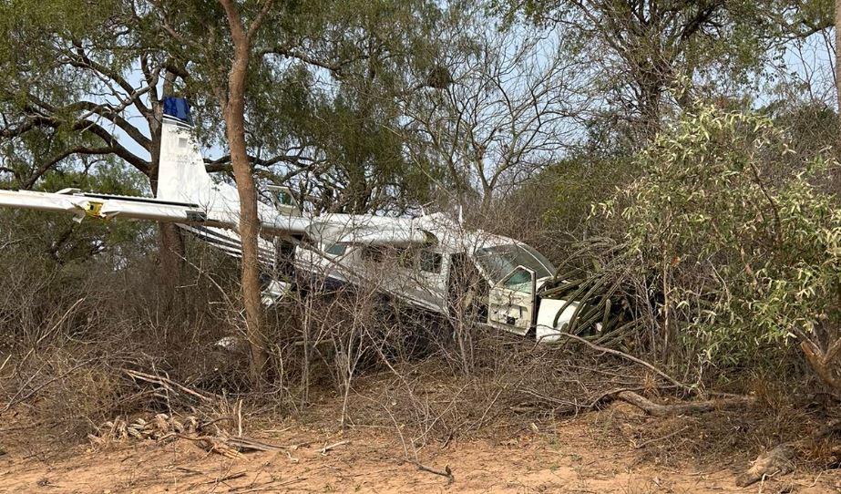 el Cessna 208 Caravan quedó con “daños de consideración” pero las pesonas salieron ilesas. Foto: Gentileza.