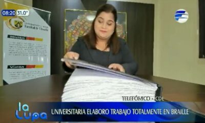 Leila Ramírez concluyó la carrera de Ciencias de la Educación y presentó su tesis totalmente en el sistema braille. Foto: Captura NPY.