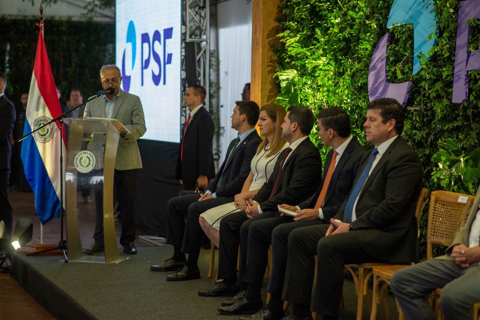 Domingo Rienzi, presidente de Prosalud Farma, durante la inauguración de la nueva fábrica. Foto: Gentileza.