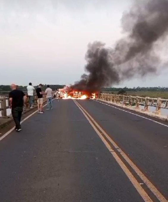 Asalto a camión de caudales. Foto: Captura.