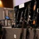 Armas confiscadas por la Policía de Rio de Janeiro. Foto: DW-