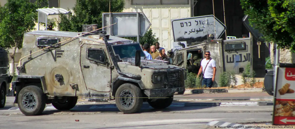 Fuerzas israelíes desplegadas en Cisjordania para proteger asentamientos judíos. Foto : DW.