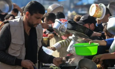 Los palestinos desplazados y hacinados en el sur de la Franja de Gaza están a punto de comenzar a morir de hambre. Foto: DW.